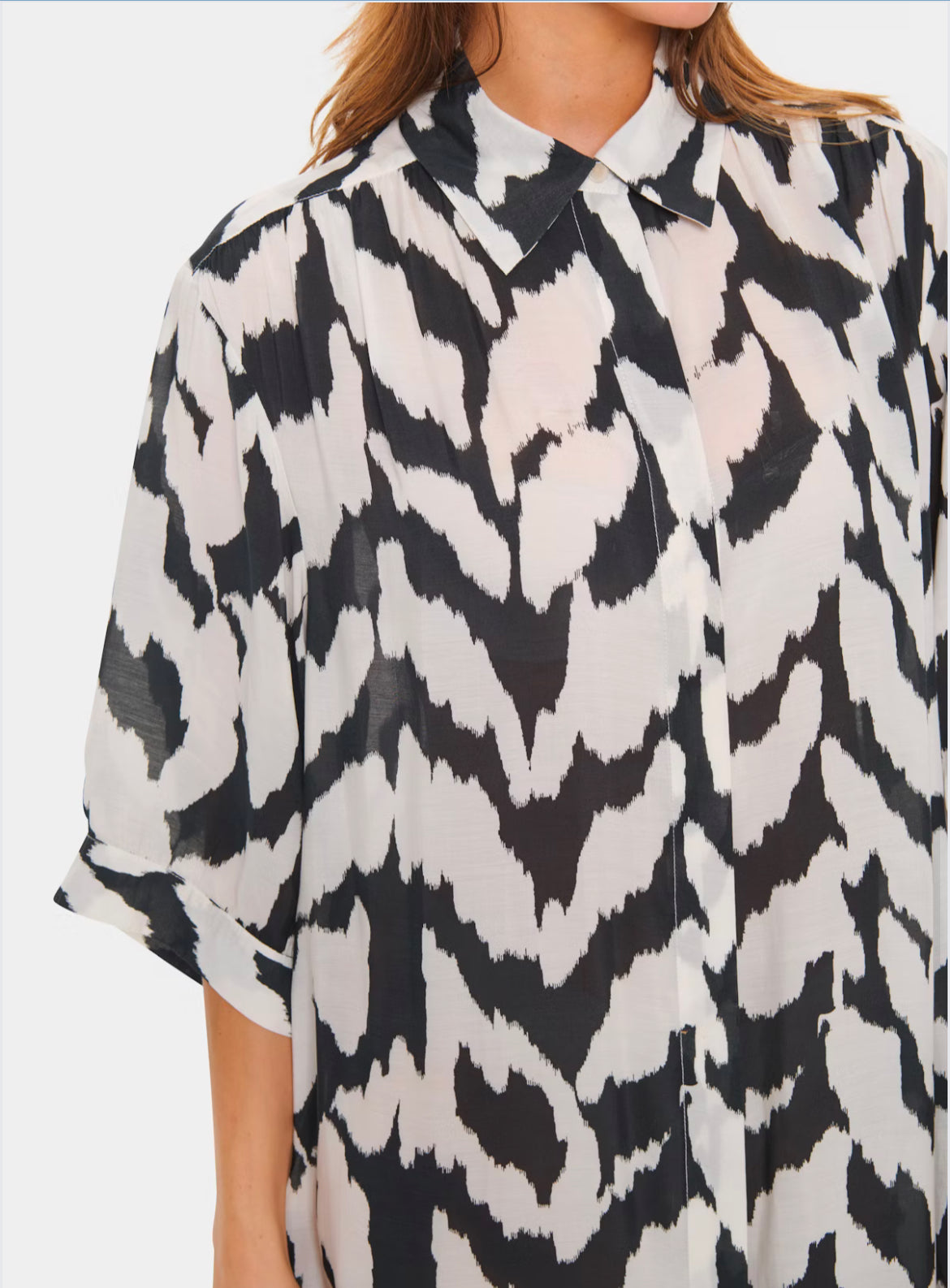 Saint Tropez Kelsie Shirt Dress Black Monochrome Strokes
